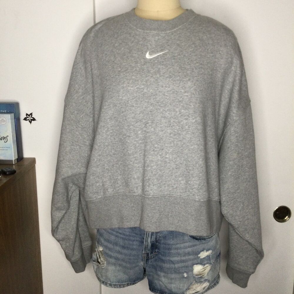 Nike oversized sweater
